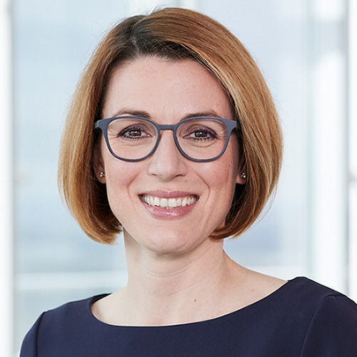 Lena Lindemann. Personalvorständin bei der Ergo Group